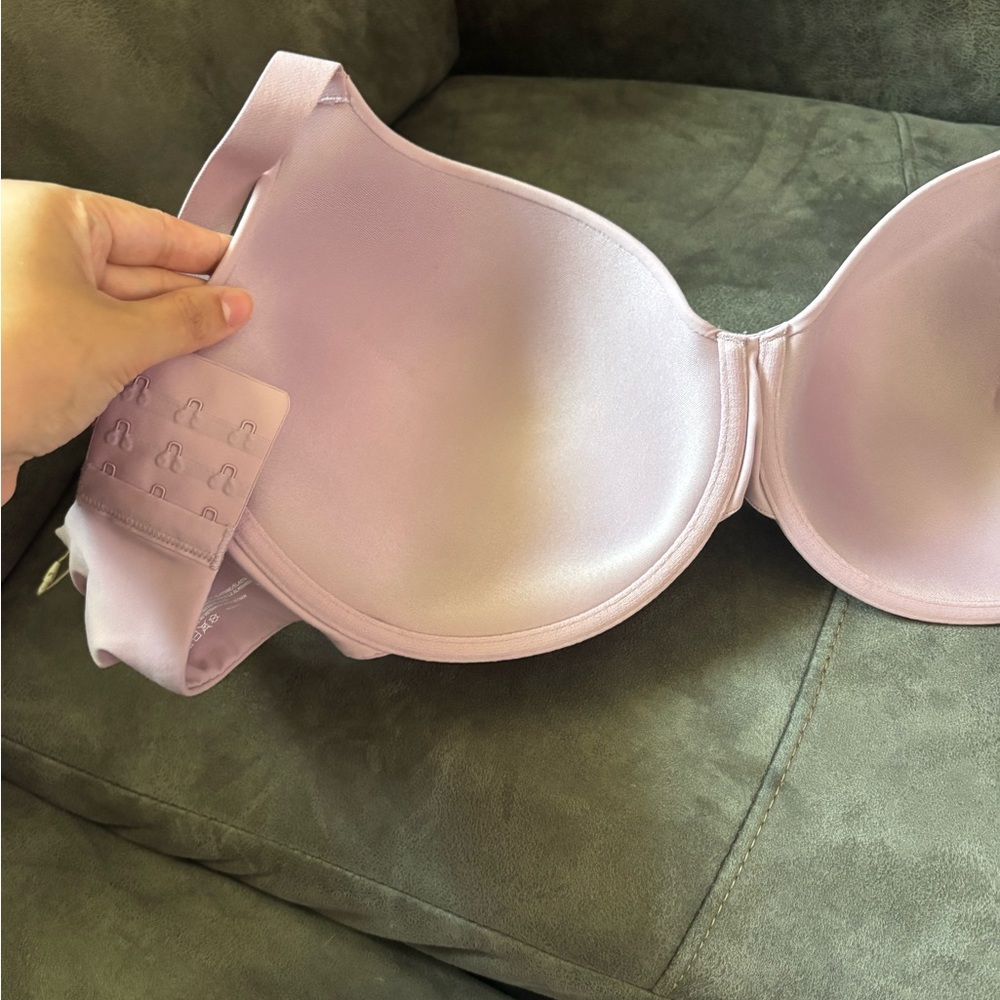 SKIMS Light Pink Bra - Picture 3 of 3